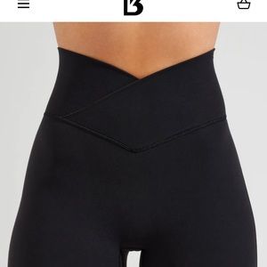 V Waist Biker Shorts